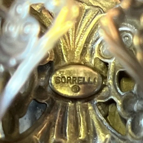 SORRELLI Cocktail Ring Signed White Crystal Set in Silver Filigree Adjustable - Picture 8 of 9